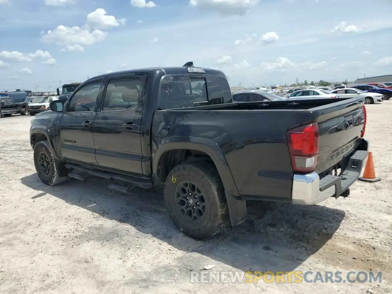 2 fotografías del automóvil dañado 3TMAZ5CN7NM175221 TOYOTA TACOMA 2022