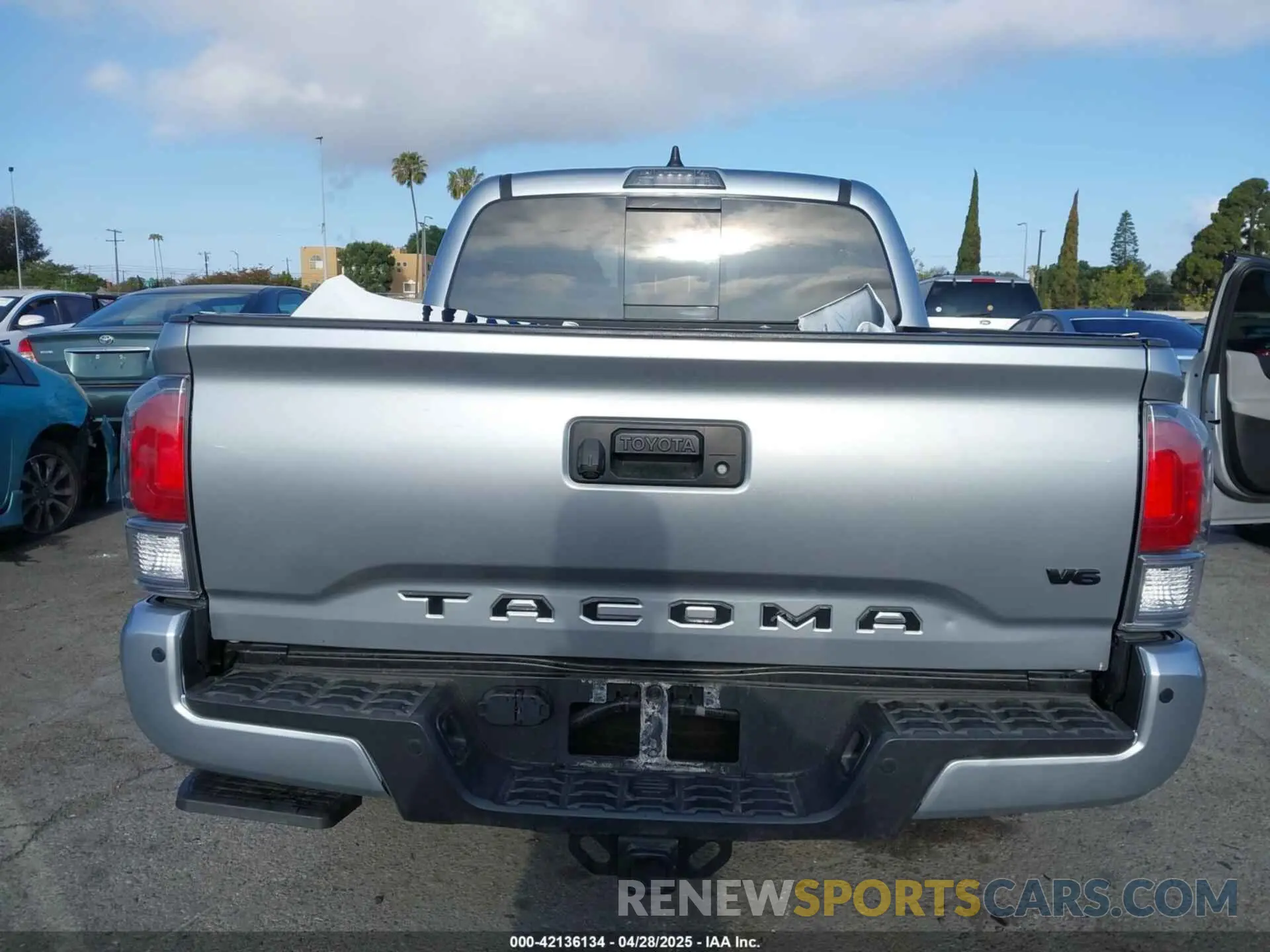 15 fotografías del automóvil dañado 3TMAZ5CN7NM178782 TOYOTA TACOMA 2022