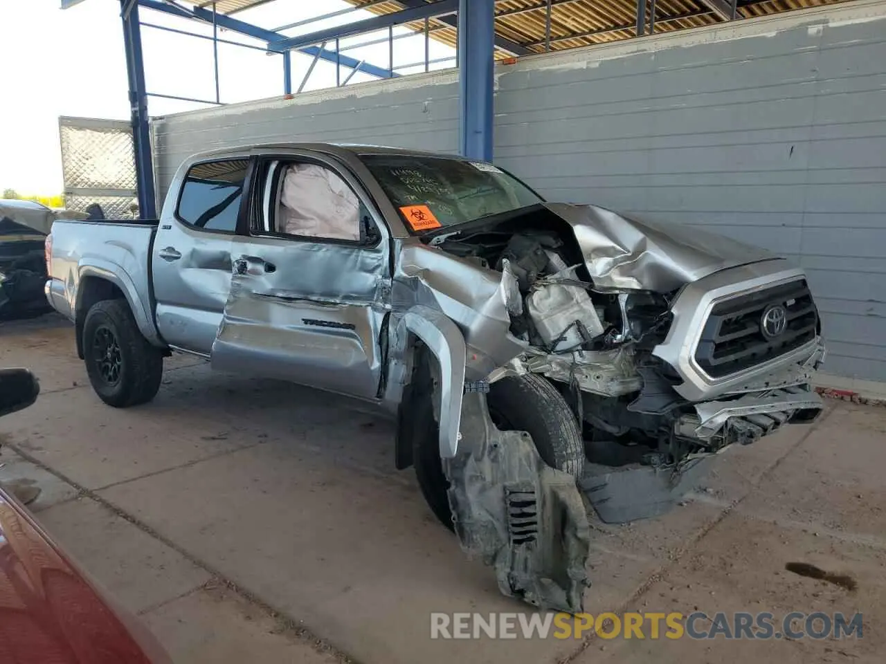 4 fotografías del automóvil dañado 3TMAZ5CN7NM196067 TOYOTA TACOMA 2022