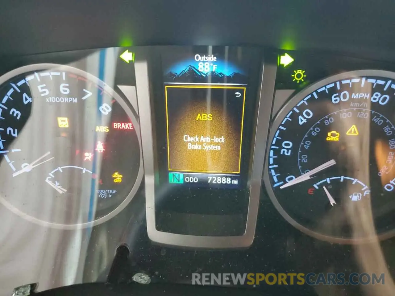 9 fotografías del automóvil dañado 3TMAZ5CN7NM196067 TOYOTA TACOMA 2022
