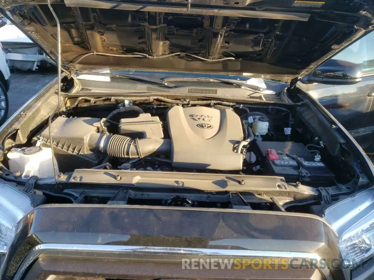 11 fotografías del automóvil dañado 3TMAZ5CN8NM190729 TOYOTA TACOMA 2022