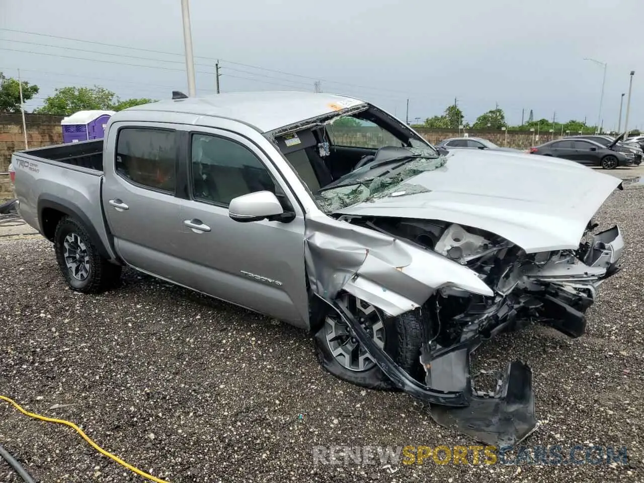 4 fotografías del automóvil dañado 3TMAZ5CN9NM168917 TOYOTA TACOMA 2022