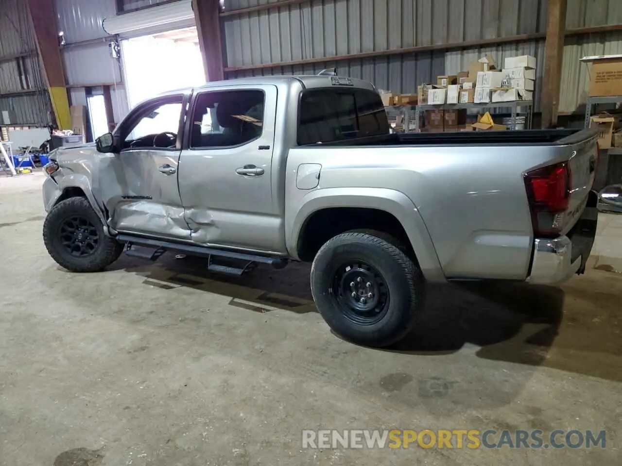 2 fotografías del automóvil dañado 3TMAZ5CN9NM172224 TOYOTA TACOMA 2022