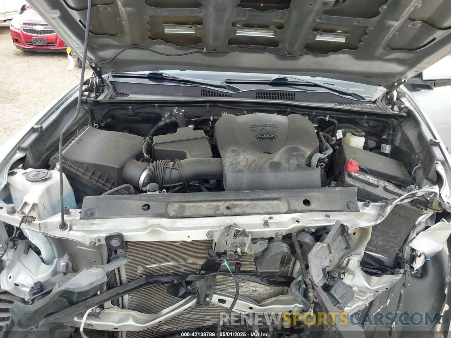 10 fotografías del automóvil dañado 3TMAZ5CN9NM175995 TOYOTA TACOMA 2022