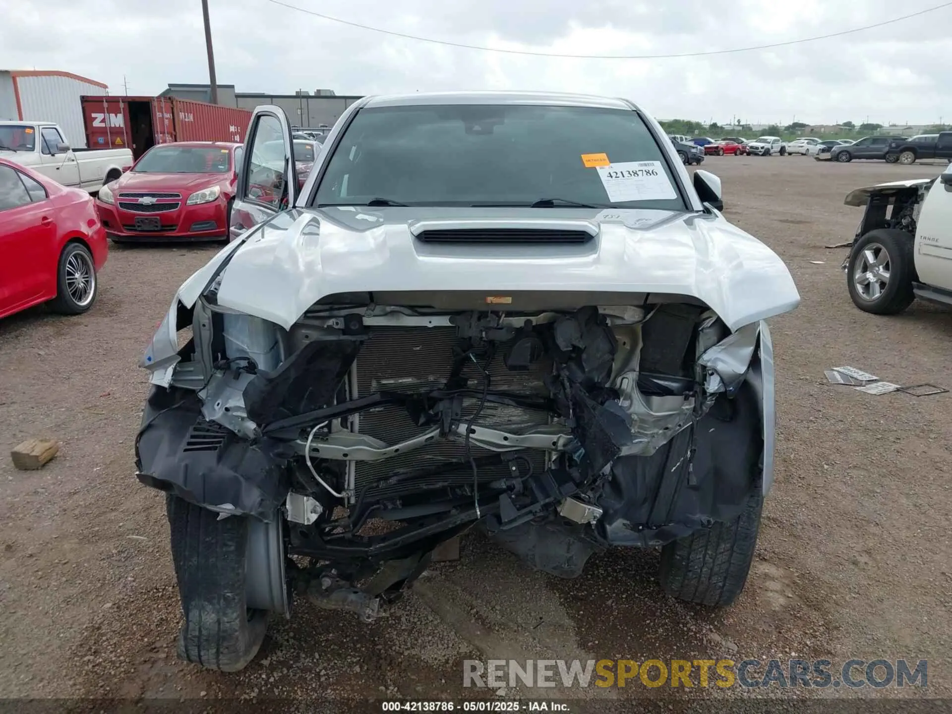 13 fotografías del automóvil dañado 3TMAZ5CN9NM175995 TOYOTA TACOMA 2022