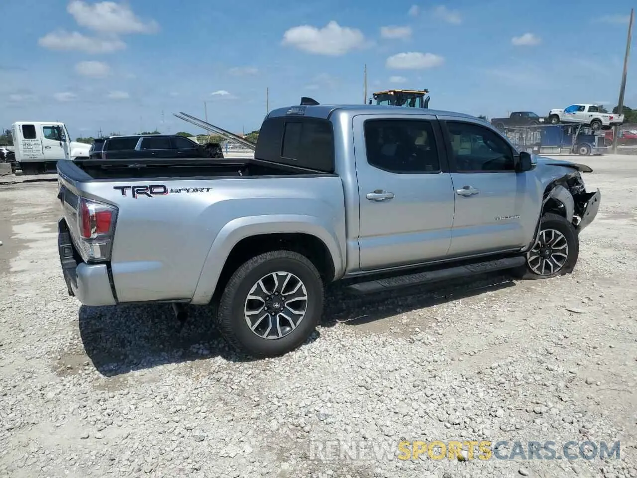 3 fotografías del automóvil dañado 3TMAZ5CN9NM178766 TOYOTA TACOMA 2022