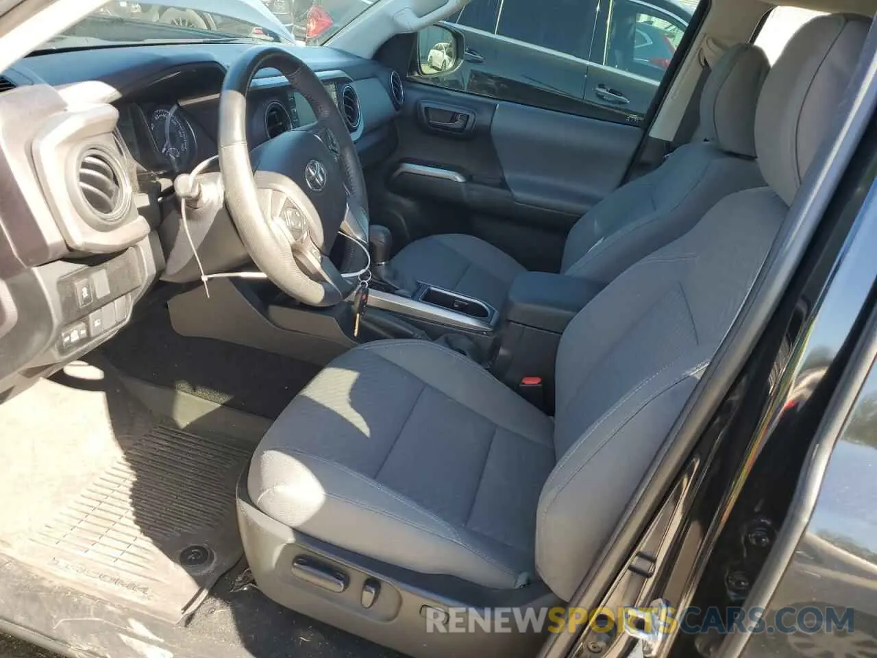 7 fotografías del automóvil dañado 3TMAZ5CN9NM189525 TOYOTA TACOMA 2022