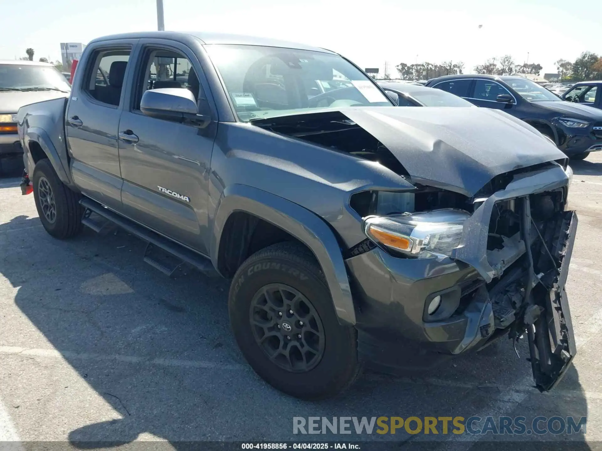 1 fotografías del automóvil dañado 3TMAZ5CNXNM166951 TOYOTA TACOMA 2022