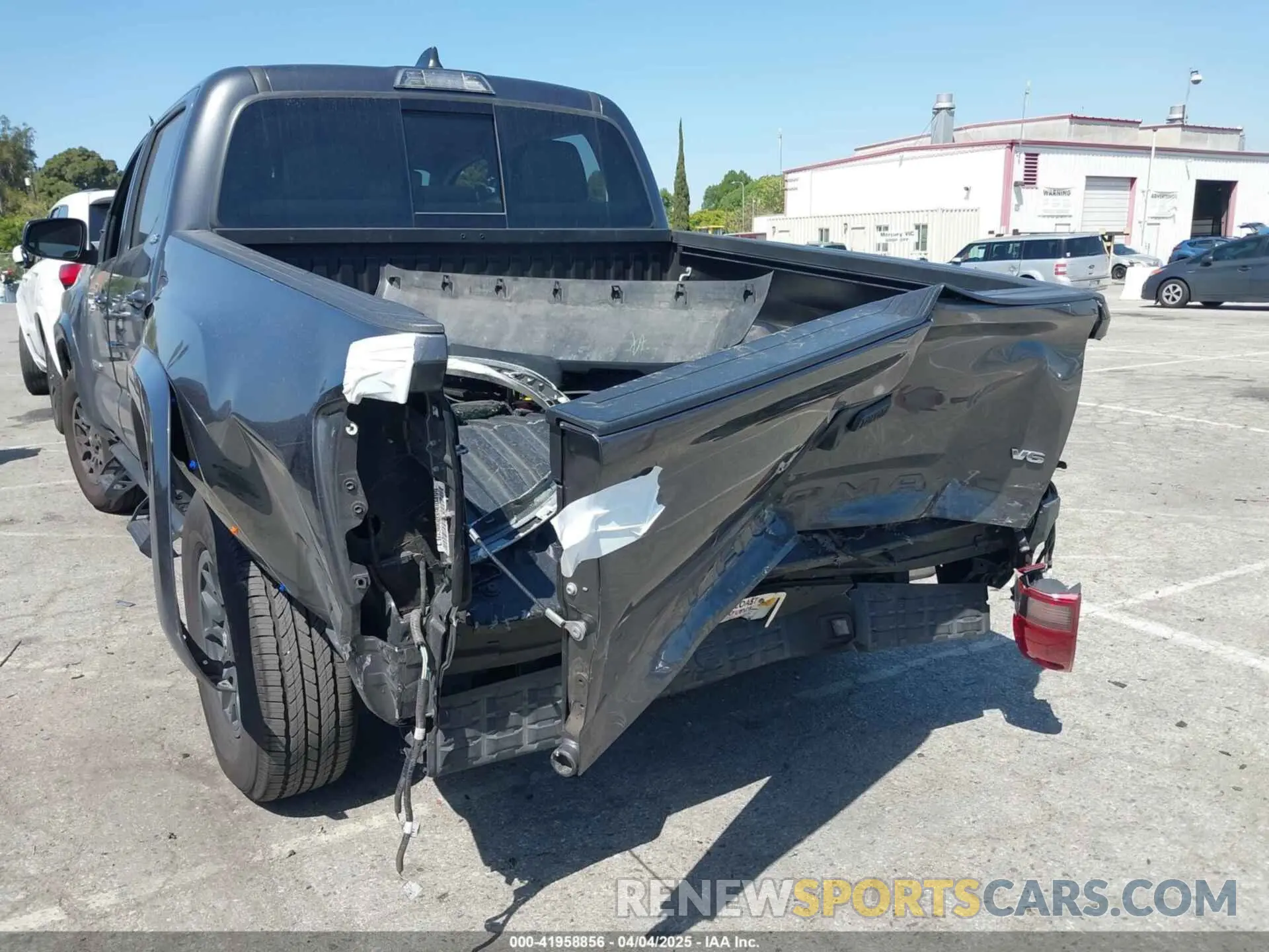 16 fotografías del automóvil dañado 3TMAZ5CNXNM166951 TOYOTA TACOMA 2022
