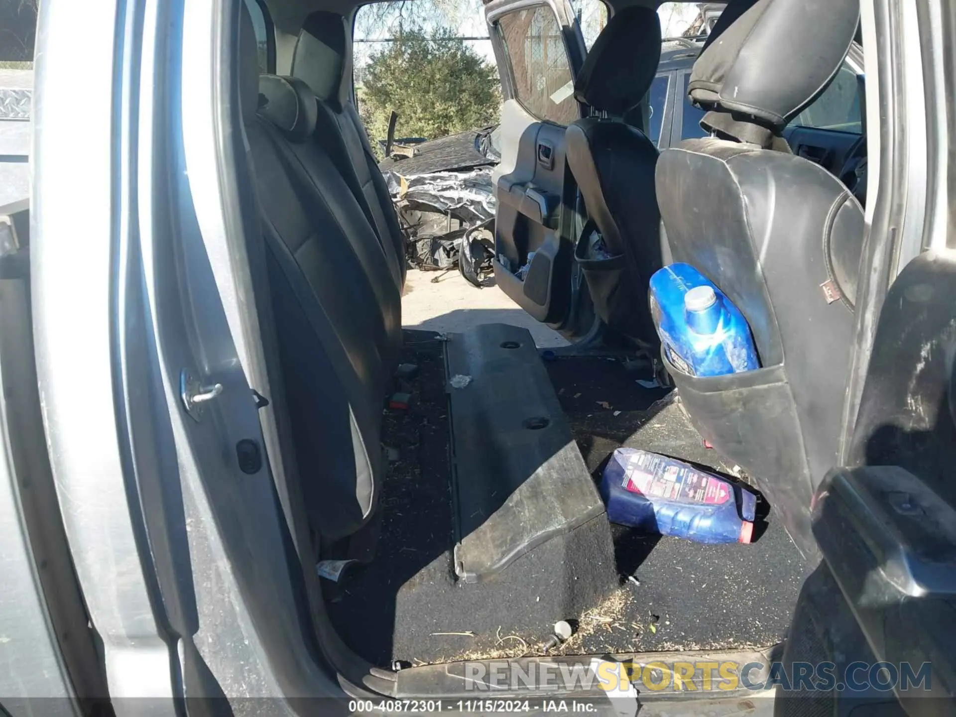 8 fotografías del automóvil dañado 3TMAZ5CNXNM168344 TOYOTA TACOMA 2022