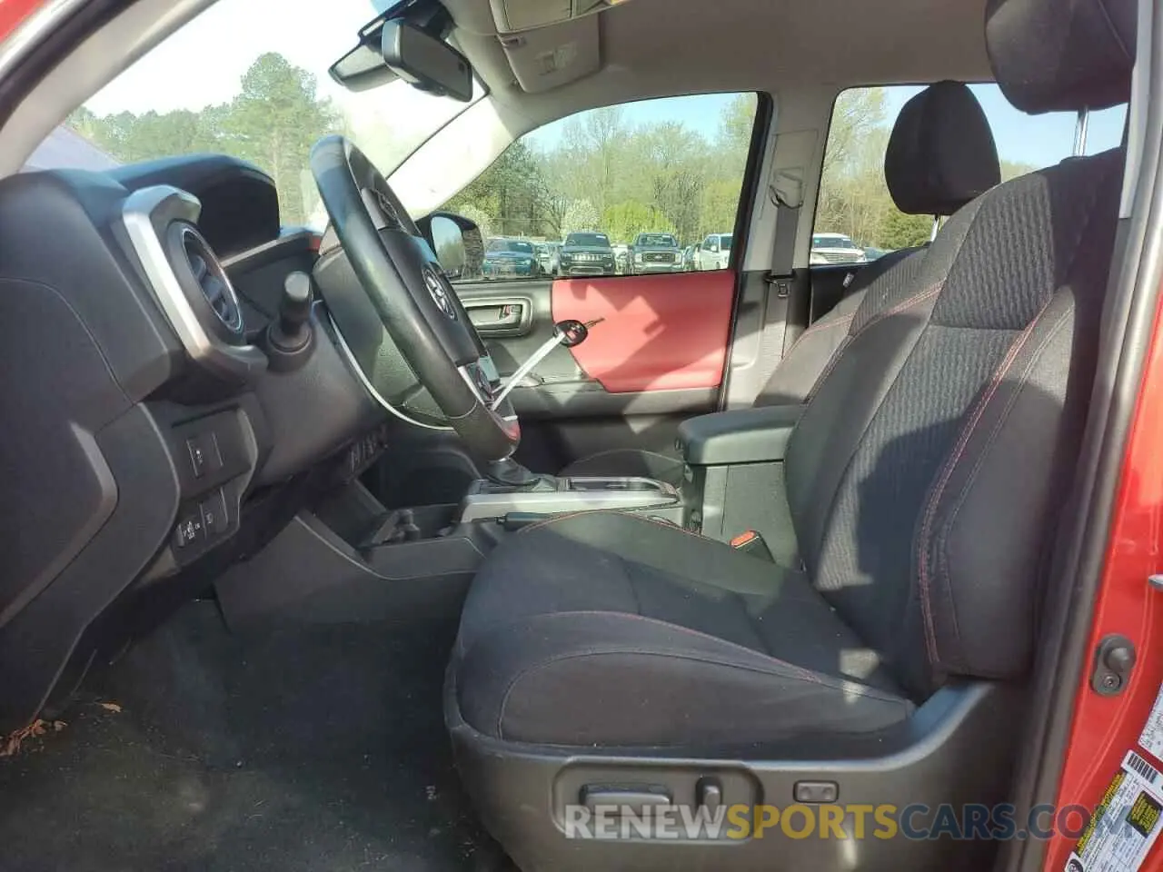 7 fotografías del automóvil dañado 3TMAZ5CNXNM191722 TOYOTA TACOMA 2022