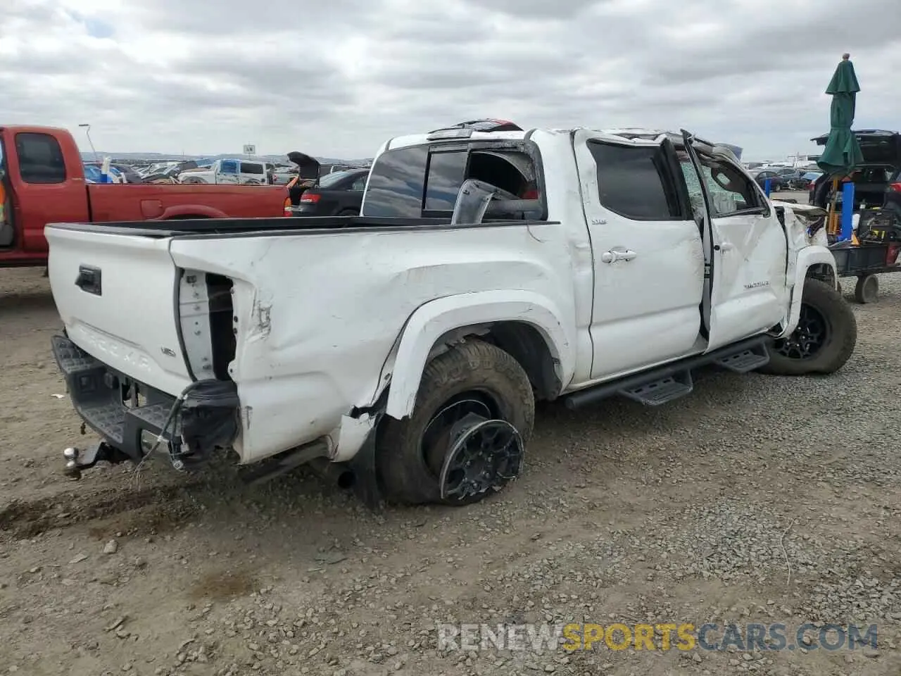 3 fotografías del automóvil dañado 3TMAZ5CNXNM192174 TOYOTA TACOMA 2022