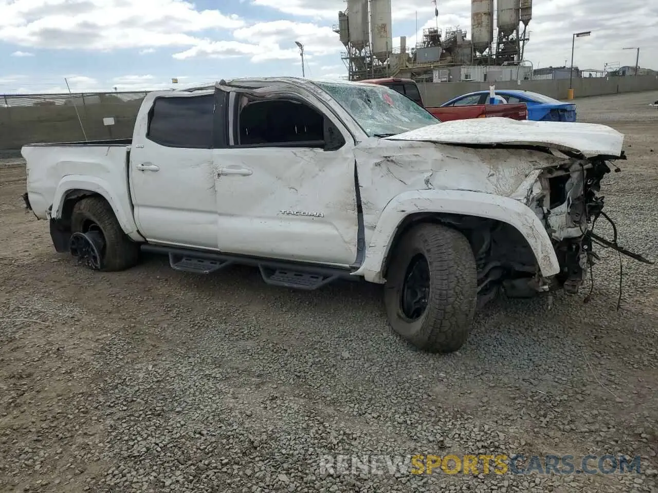 4 fotografías del automóvil dañado 3TMAZ5CNXNM192174 TOYOTA TACOMA 2022