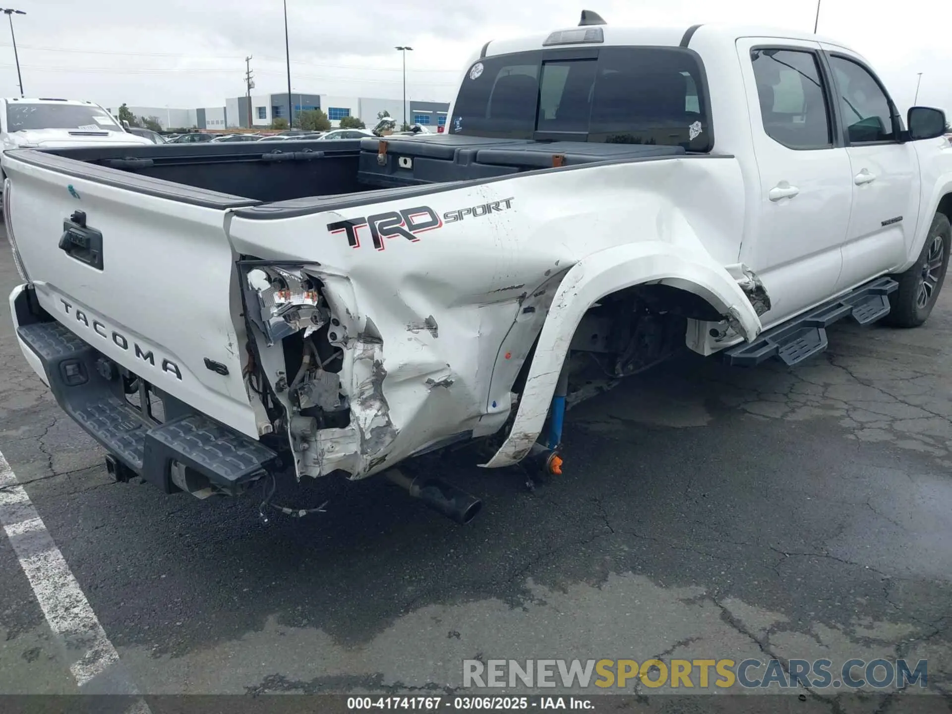 6 fotografías del automóvil dañado 3TMBZ5DN1NM034485 TOYOTA TACOMA 2022
