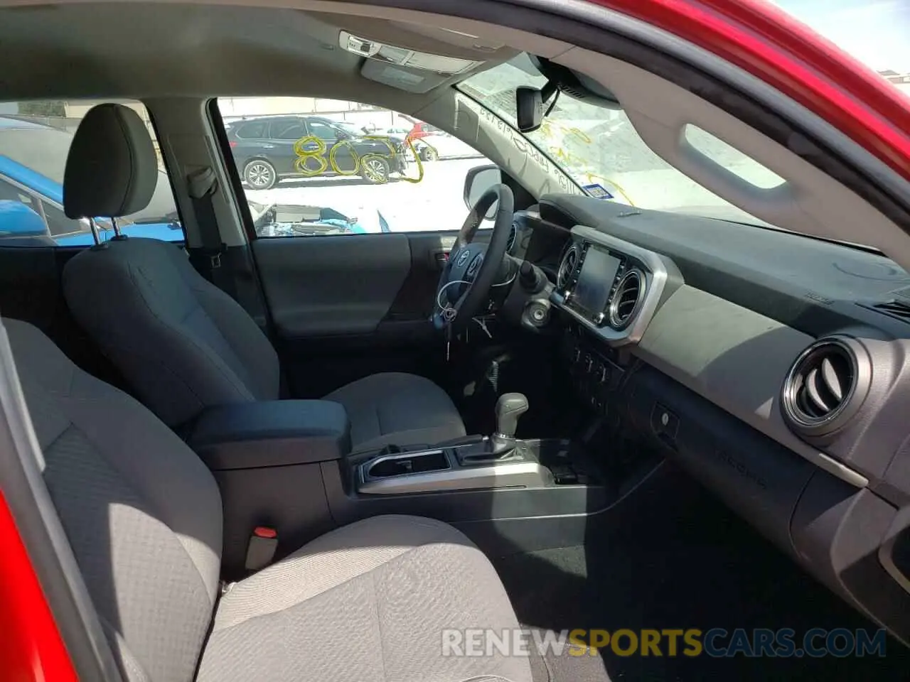 5 fotografías del automóvil dañado 3TMBZ5DN2NM033636 TOYOTA TACOMA 2022