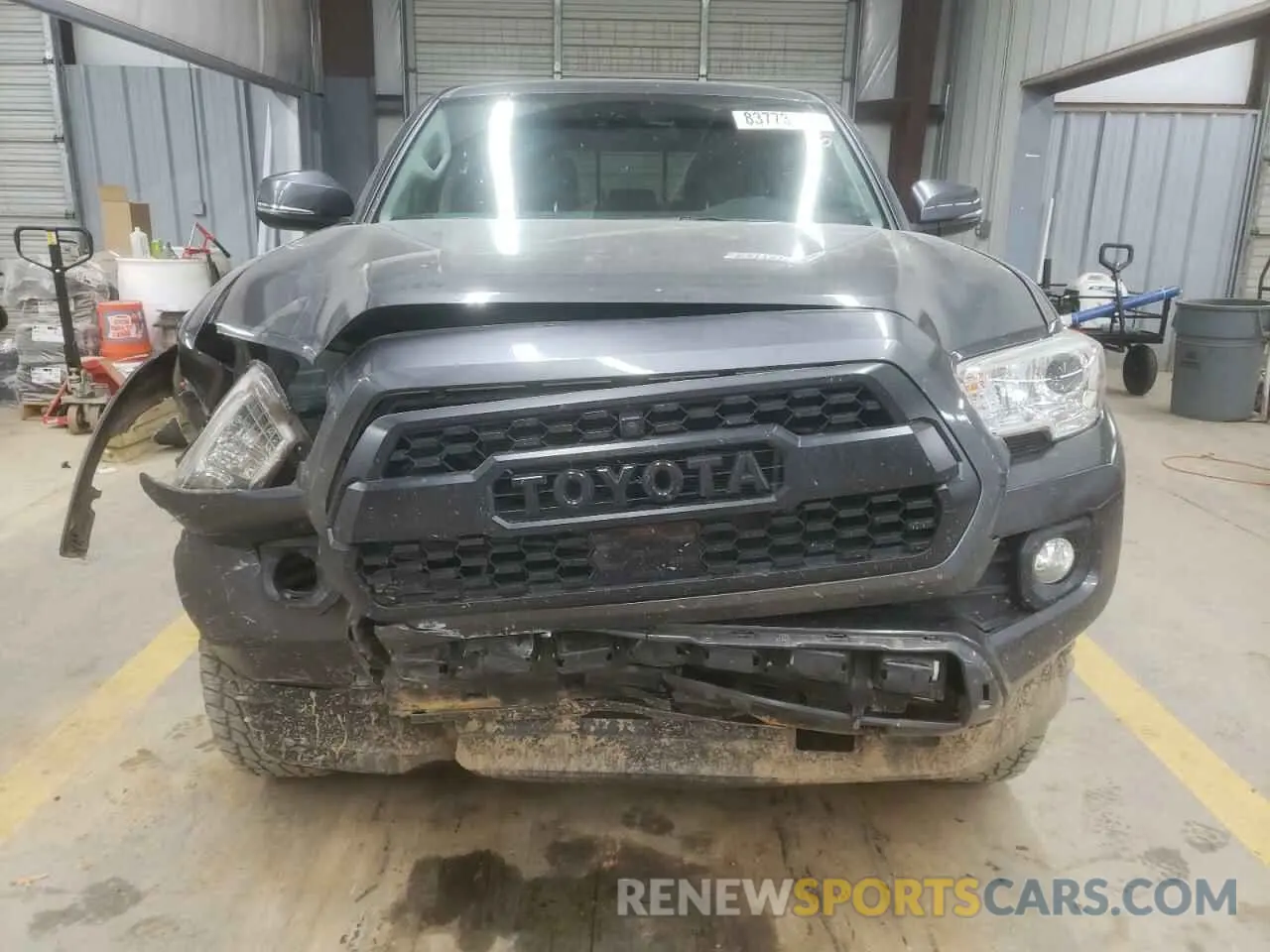 5 fotografías del automóvil dañado 3TMCZ5AN0NM456773 TOYOTA TACOMA 2022