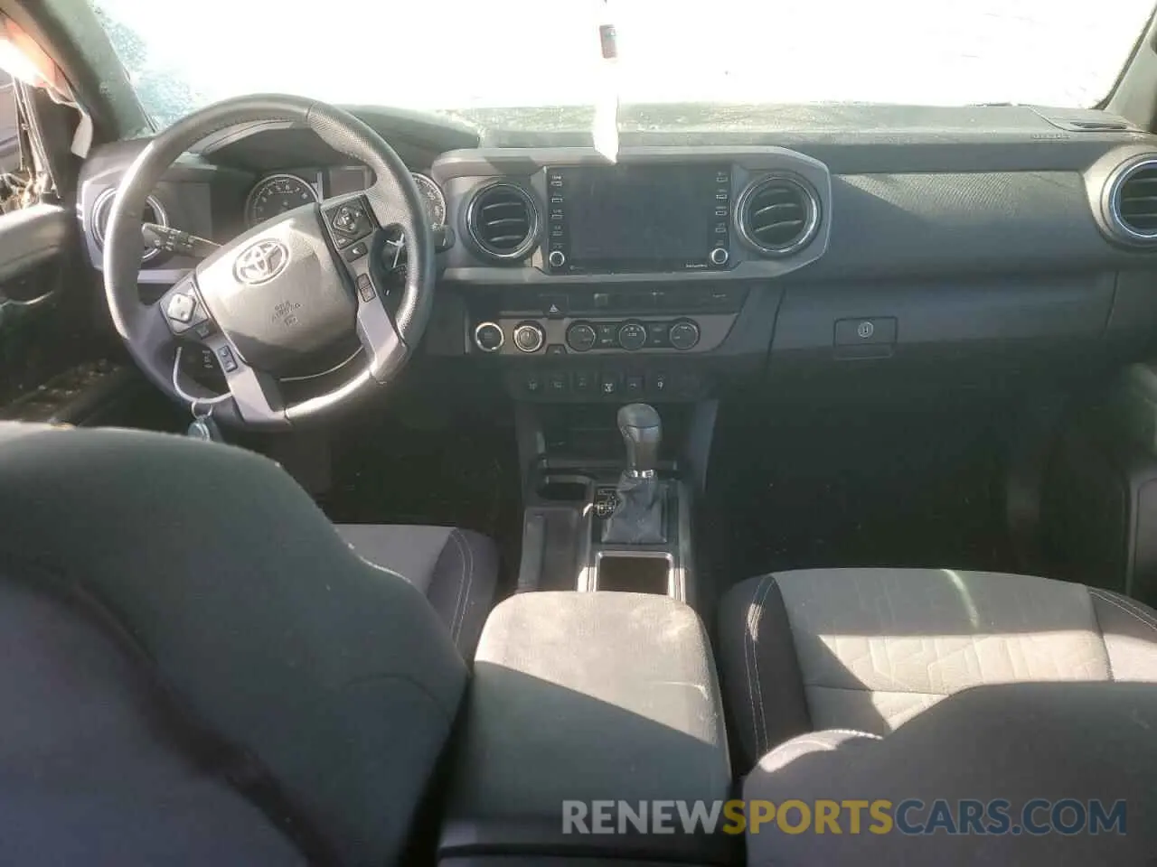 8 fotografías del automóvil dañado 3TMCZ5AN0NM475789 TOYOTA TACOMA 2022