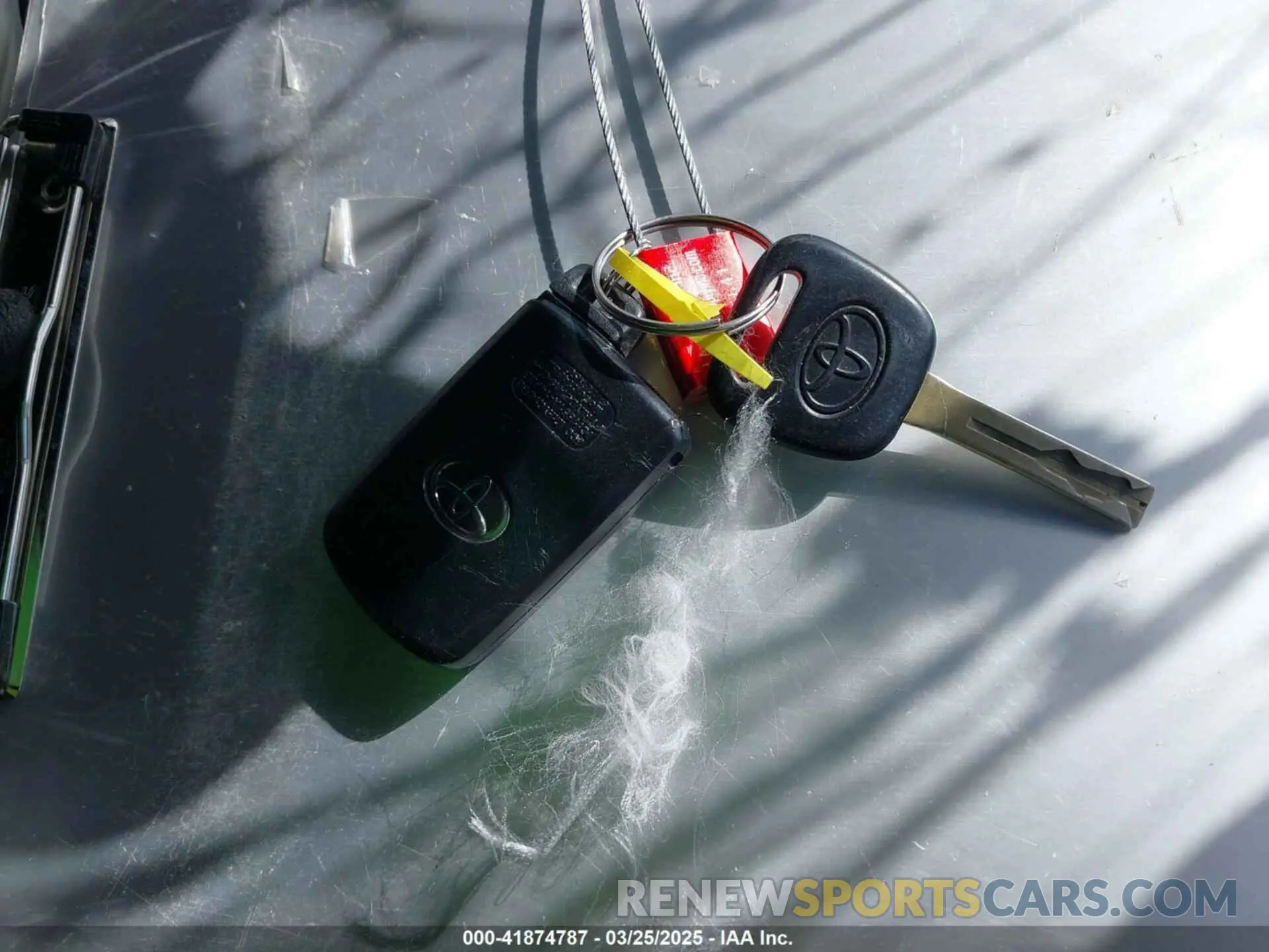 11 fotografías del automóvil dañado 3TMCZ5AN0NM499428 TOYOTA TACOMA 2022