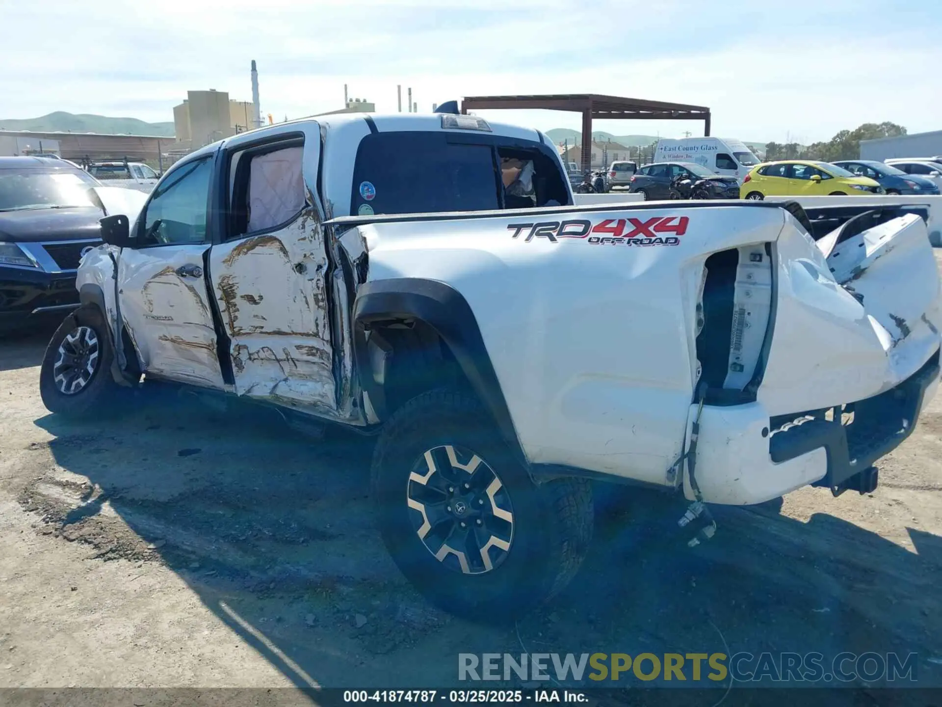 6 fotografías del automóvil dañado 3TMCZ5AN0NM499428 TOYOTA TACOMA 2022