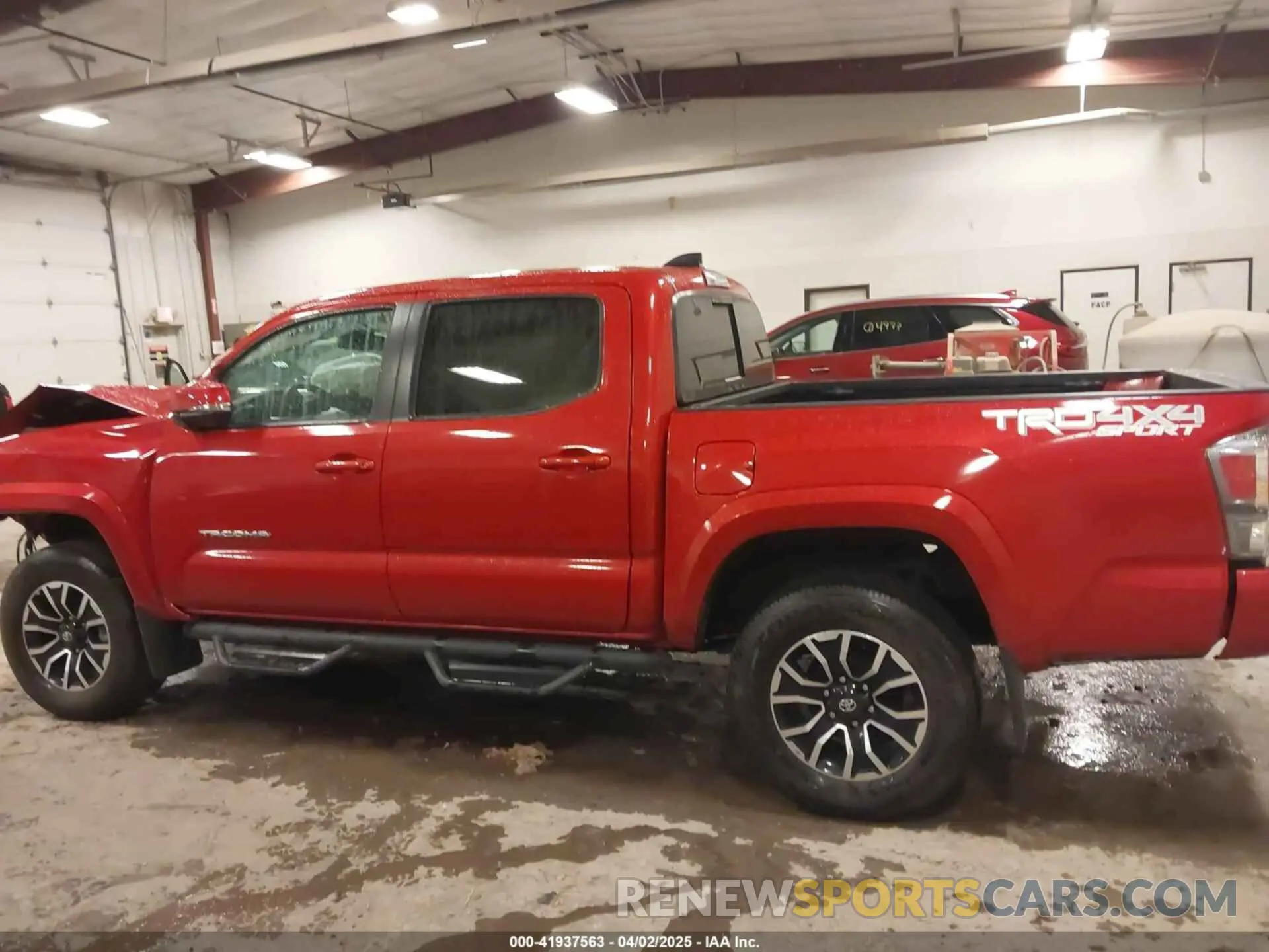 14 fotografías del automóvil dañado 3TMCZ5AN0NM530046 TOYOTA TACOMA 2022
