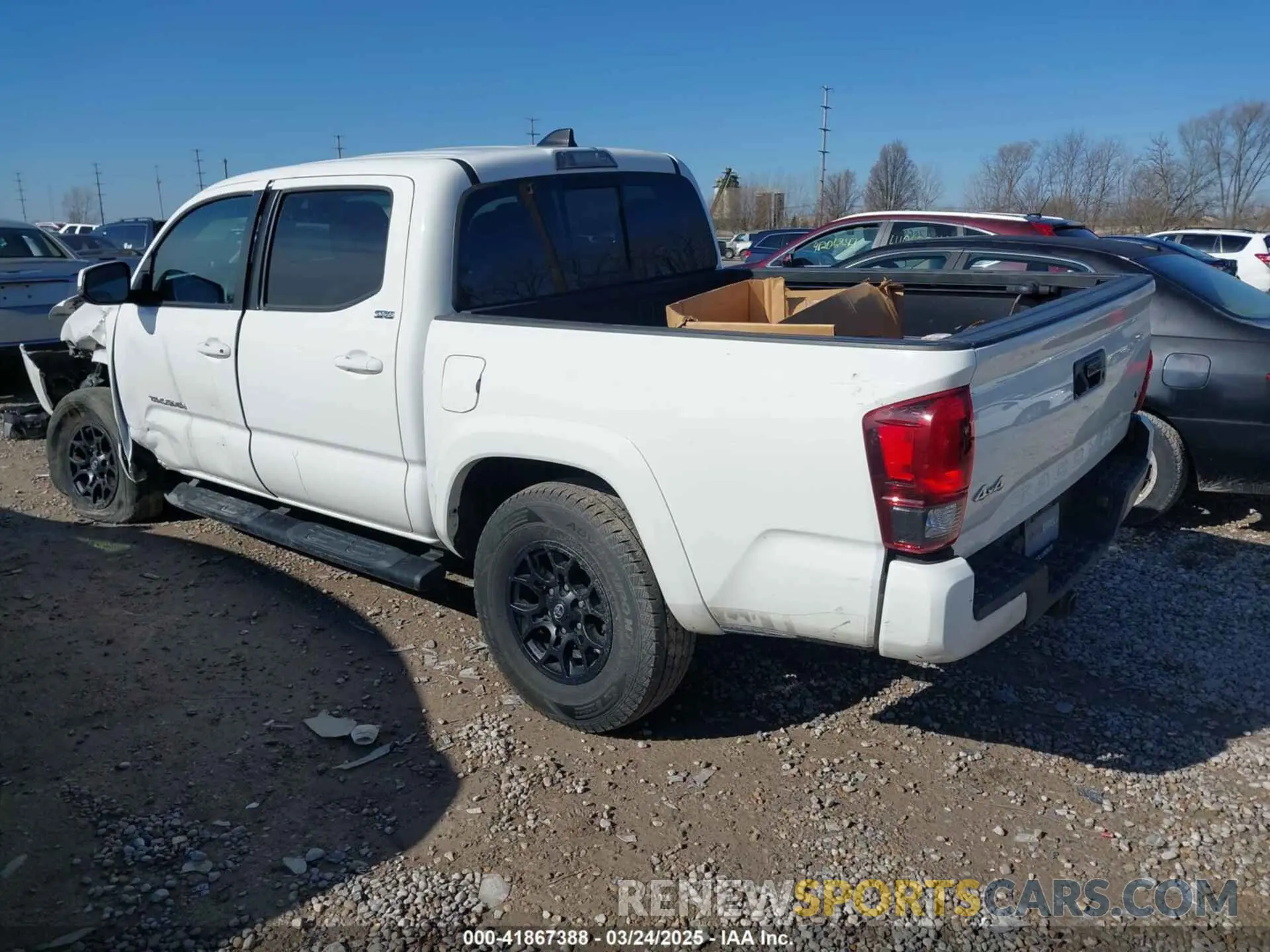 3 fotografías del automóvil dañado 3TMCZ5AN1NM464462 TOYOTA TACOMA 2022