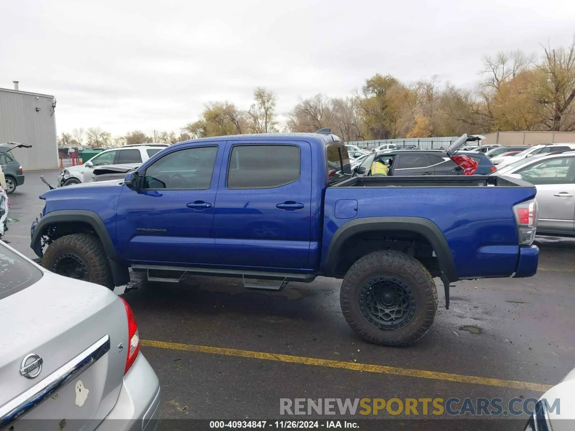 14 fotografías del automóvil dañado 3TMCZ5AN1NM466650 TOYOTA TACOMA 2022