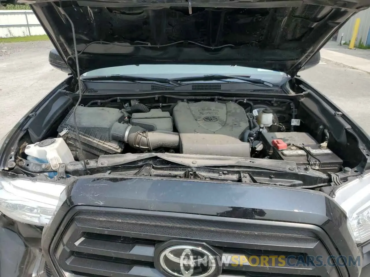 11 fotografías del automóvil dañado 3TMCZ5AN1NM475672 TOYOTA TACOMA 2022
