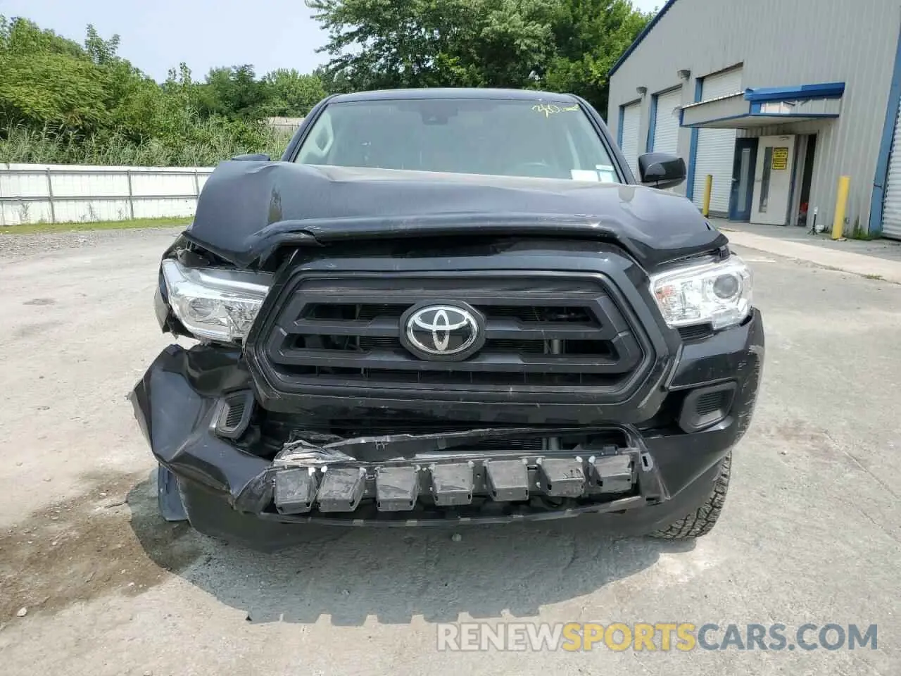 5 fotografías del automóvil dañado 3TMCZ5AN1NM475672 TOYOTA TACOMA 2022