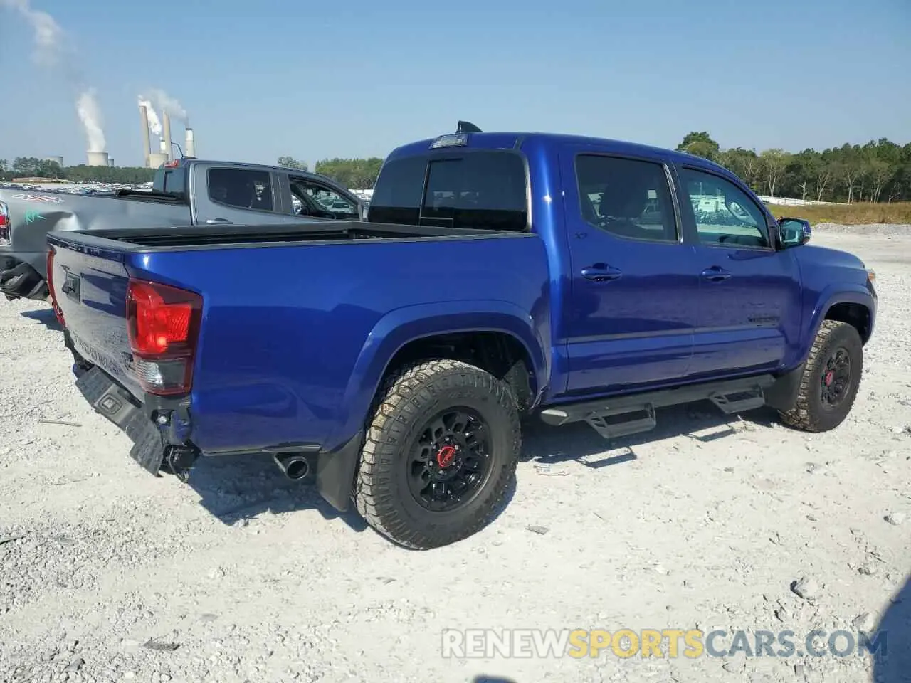 3 fotografías del automóvil dañado 3TMCZ5AN2NM454006 TOYOTA TACOMA 2022