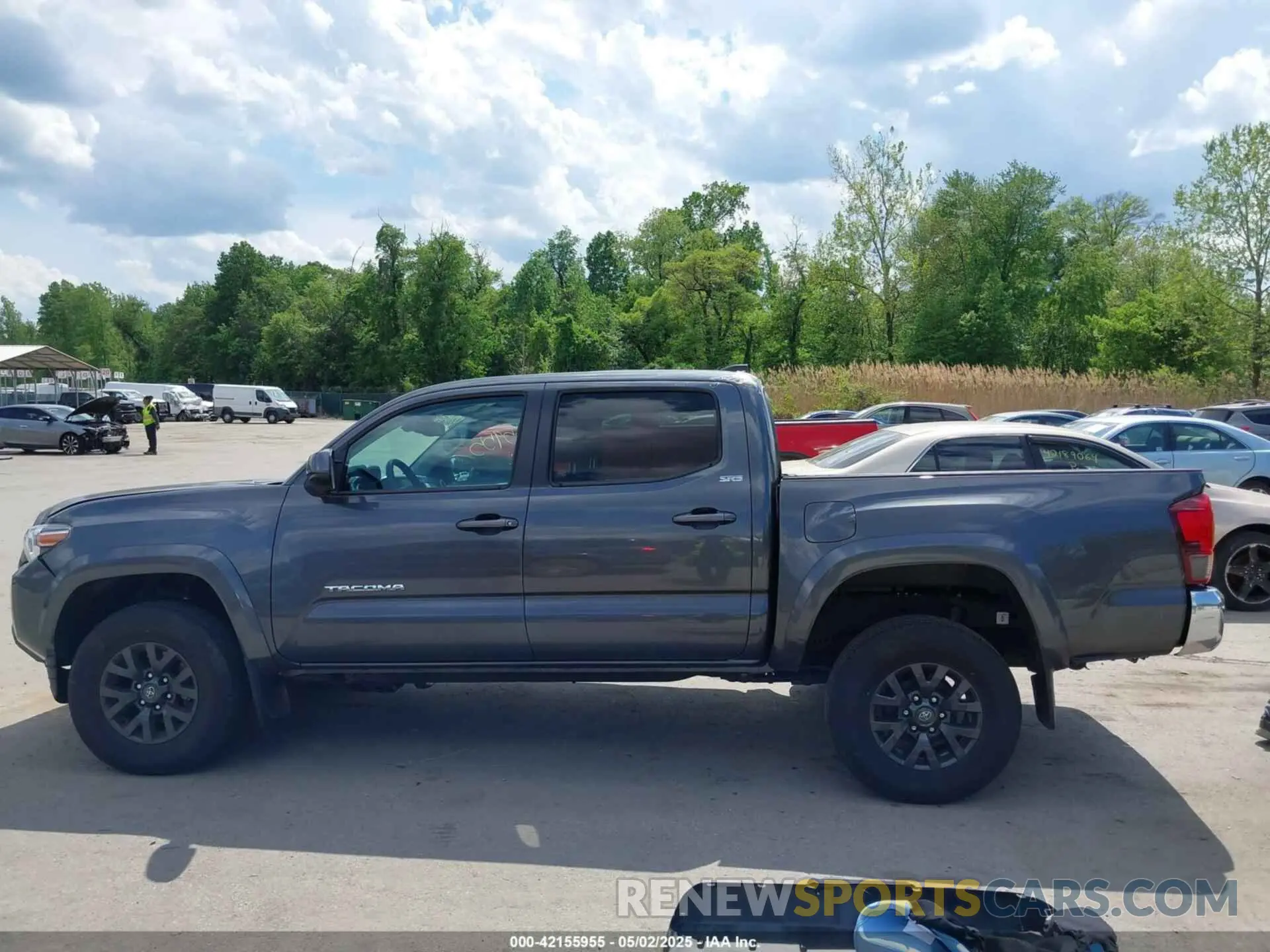 14 fotografías del automóvil dañado 3TMCZ5AN2NM525706 TOYOTA TACOMA 2022