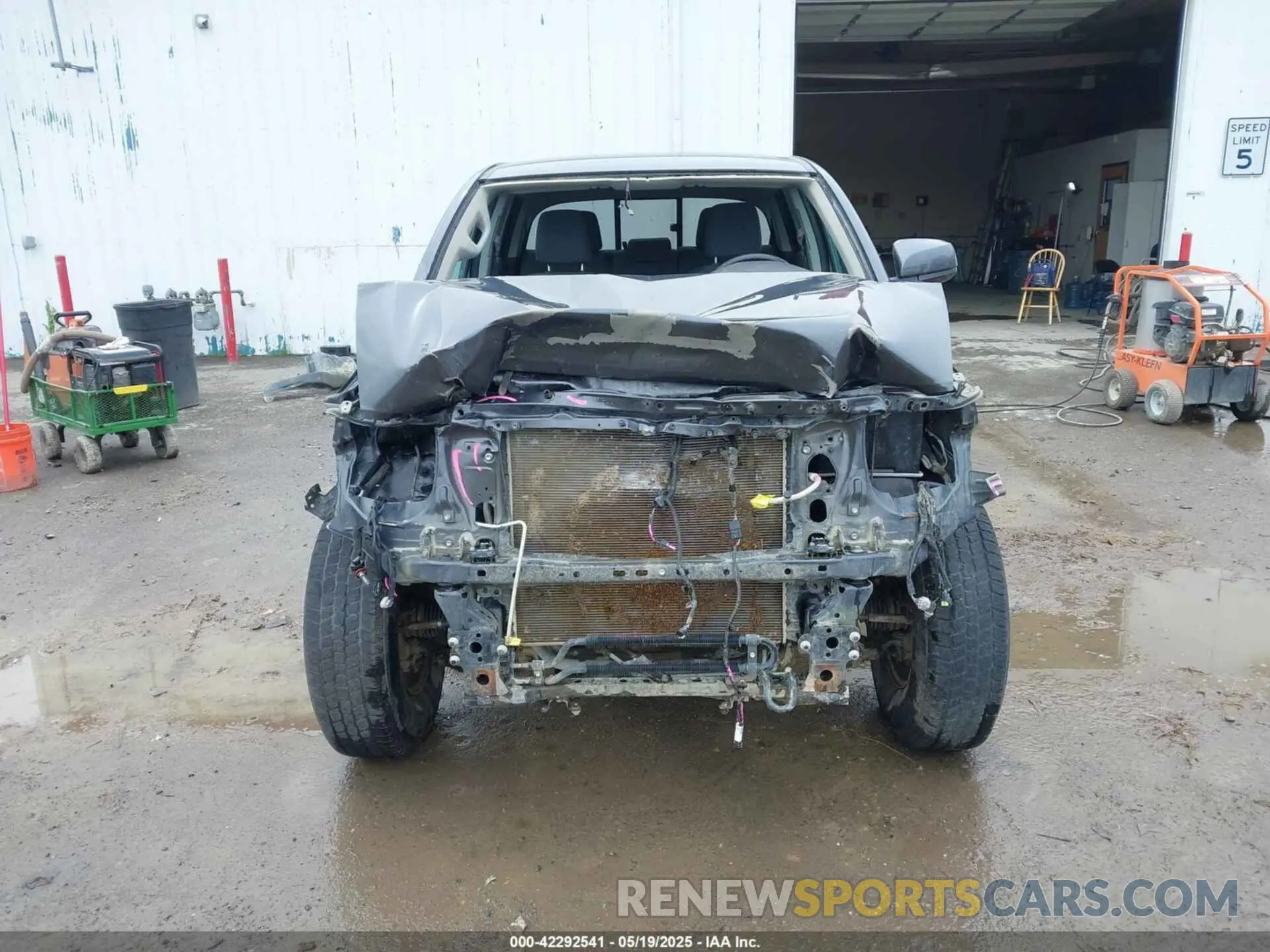 6 fotografías del automóvil dañado 3TMCZ5AN3NM466875 TOYOTA TACOMA 2022