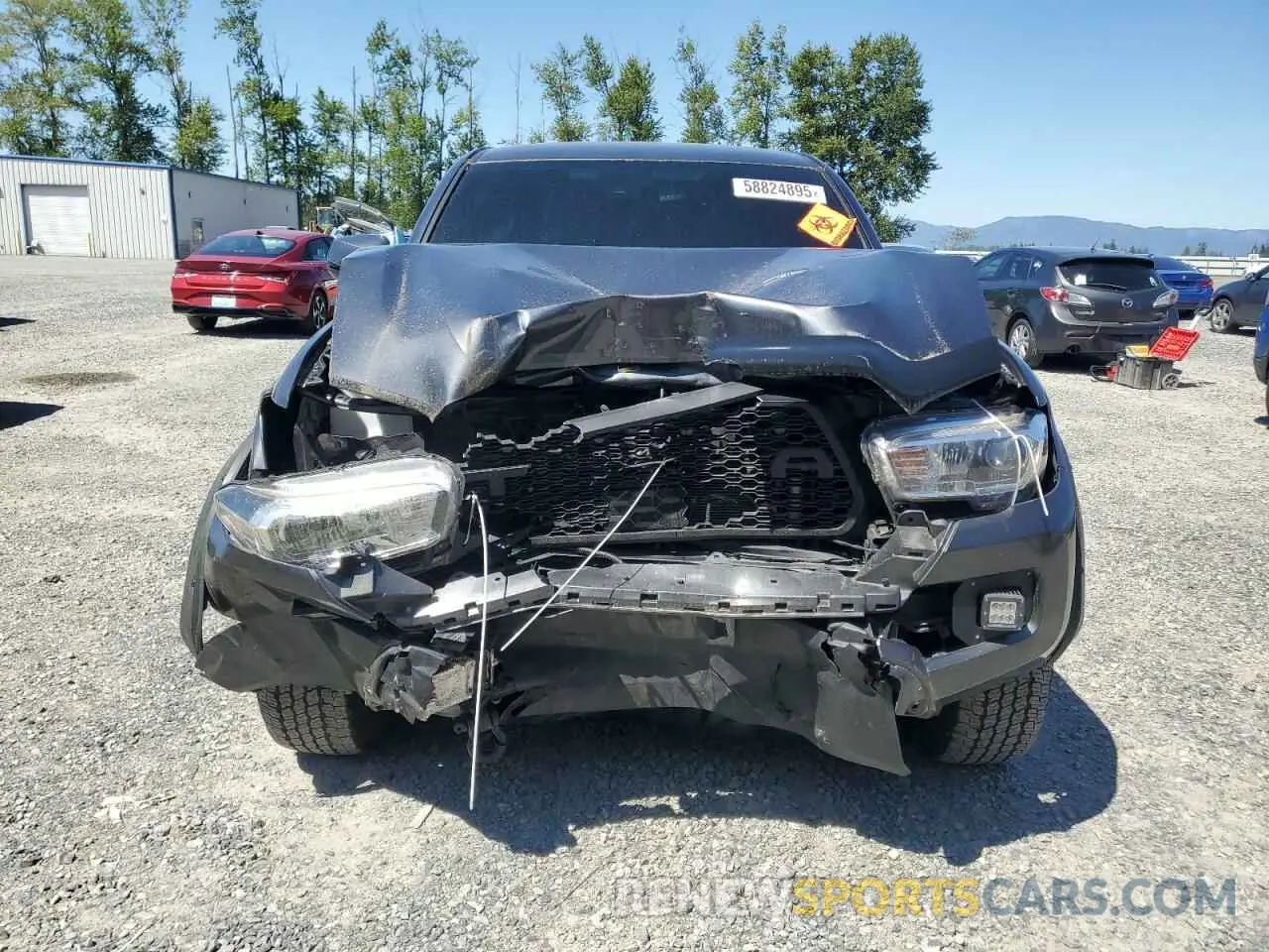 5 fotografías del automóvil dañado 3TMCZ5AN3NM485877 TOYOTA TACOMA 2022