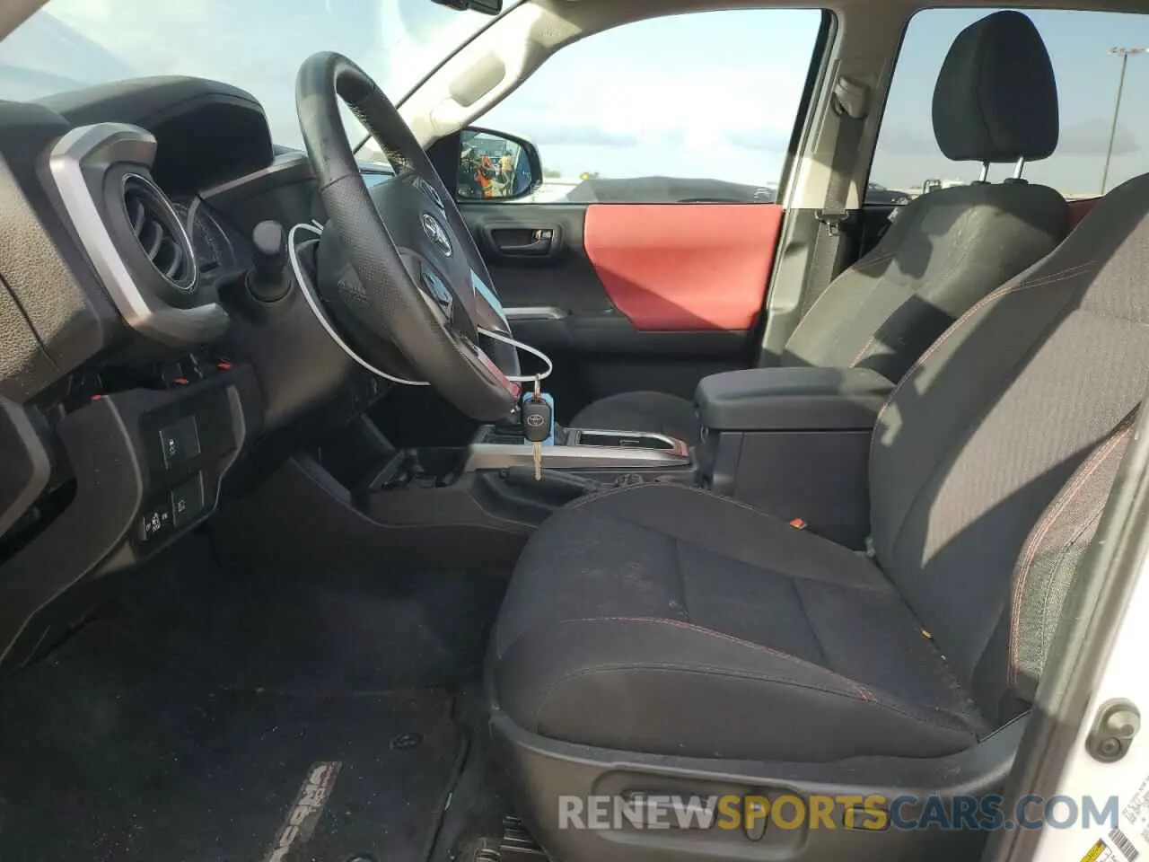 7 fotografías del automóvil dañado 3TMCZ5AN3NM506811 TOYOTA TACOMA 2022