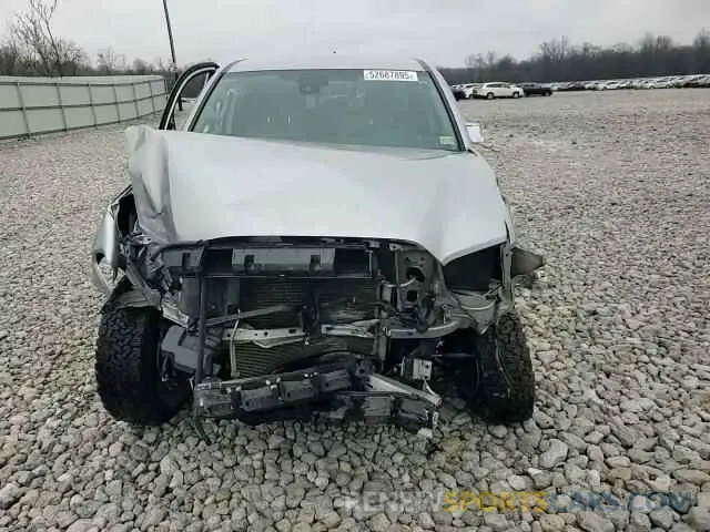 11 fotografías del automóvil dañado 3TMCZ5AN3NM519803 TOYOTA TACOMA 2022