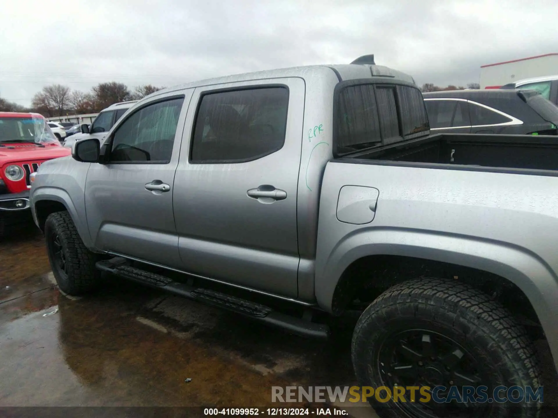14 fotografías del automóvil dañado 3TMCZ5AN3NM531577 TOYOTA TACOMA 2022