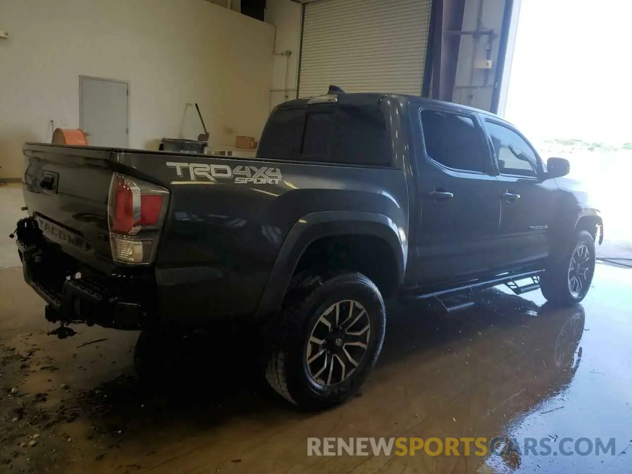 3 fotografías del automóvil dañado 3TMCZ5AN4NM464973 TOYOTA TACOMA 2022