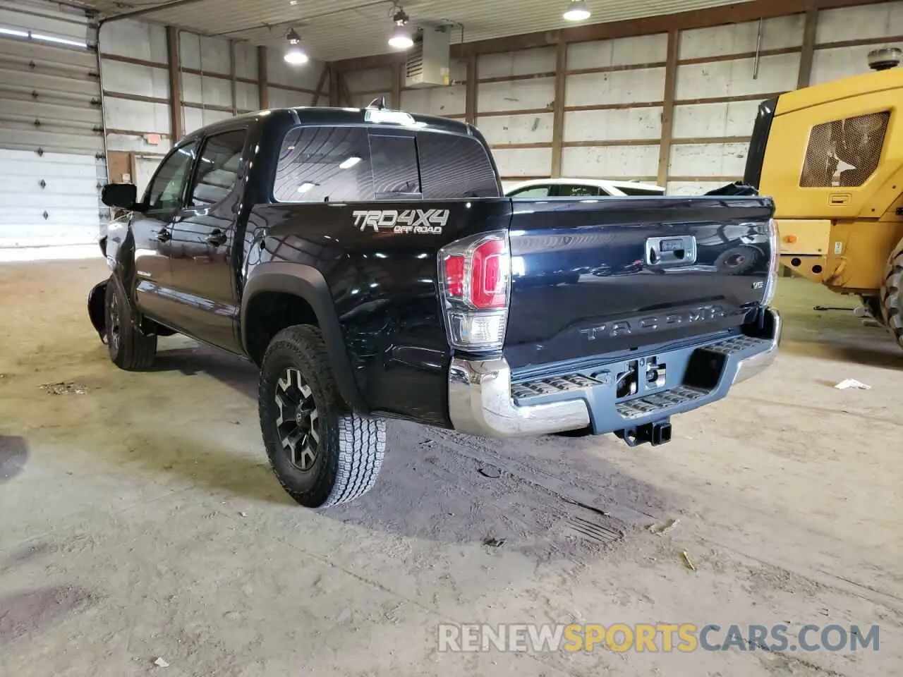 3 fotografías del automóvil dañado 3TMCZ5AN4NM474872 TOYOTA TACOMA 2022