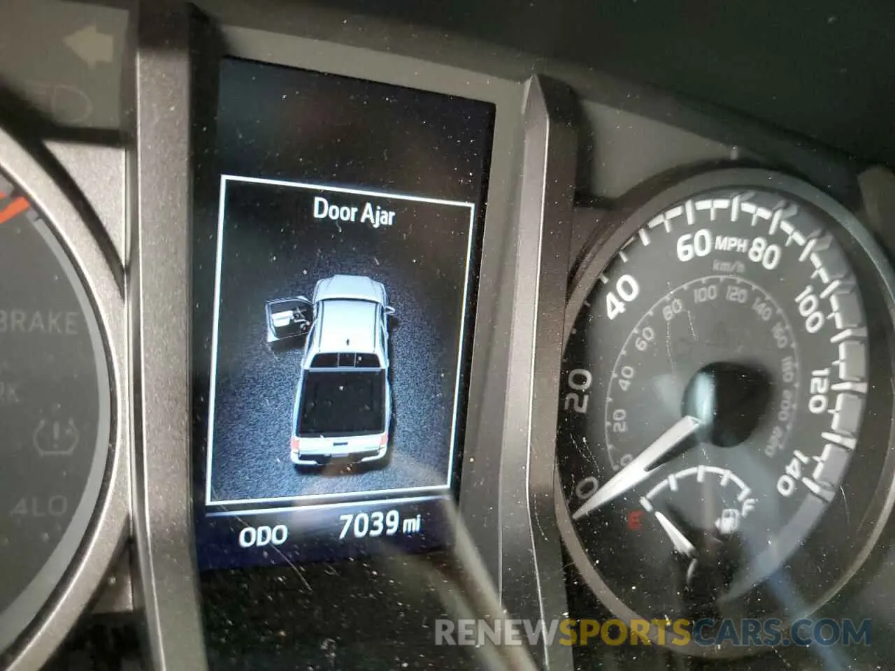 8 fotografías del automóvil dañado 3TMCZ5AN4NM479456 TOYOTA TACOMA 2022