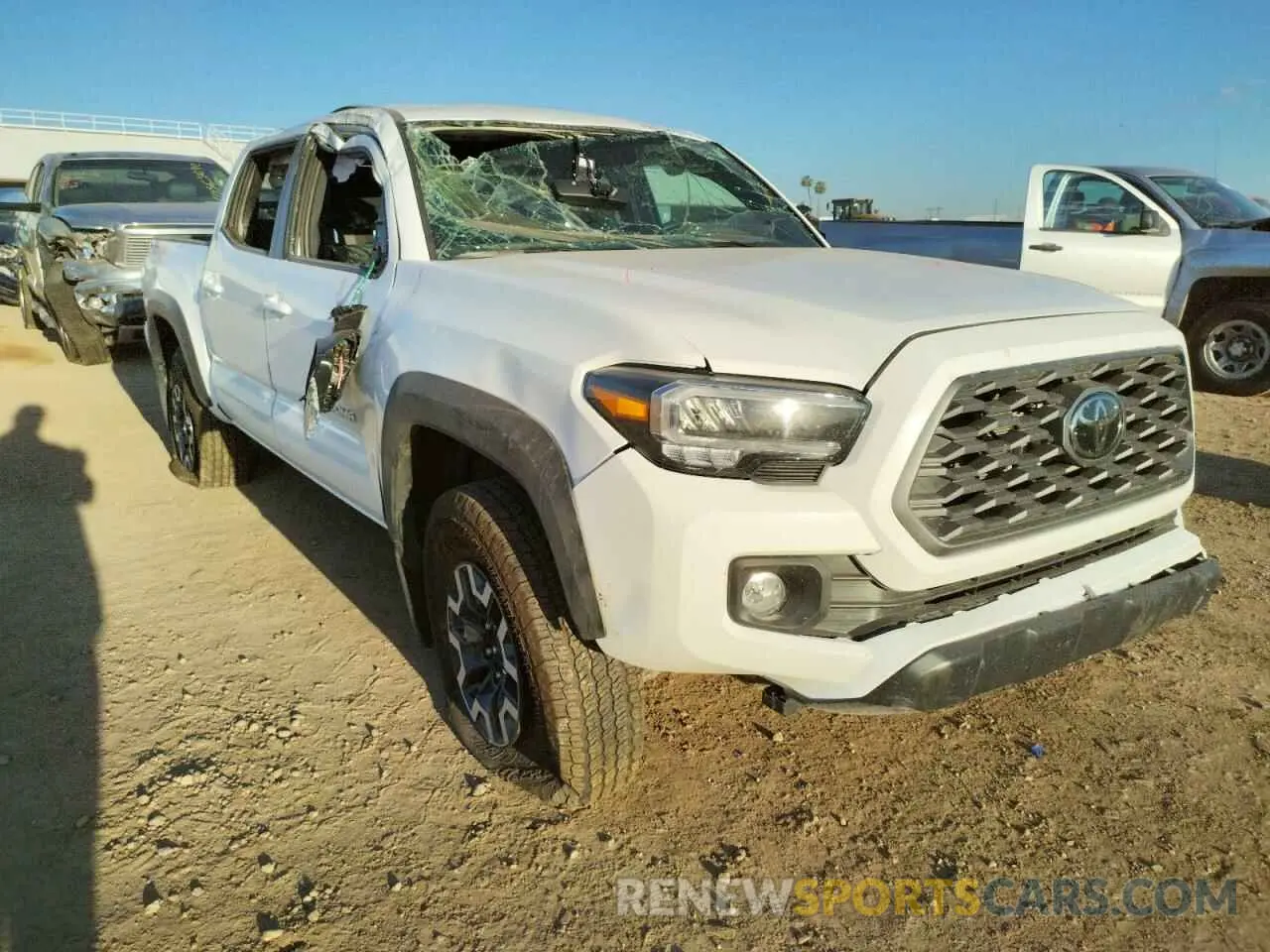 1 fotografías del automóvil dañado 3TMCZ5AN4NM498430 TOYOTA TACOMA 2022