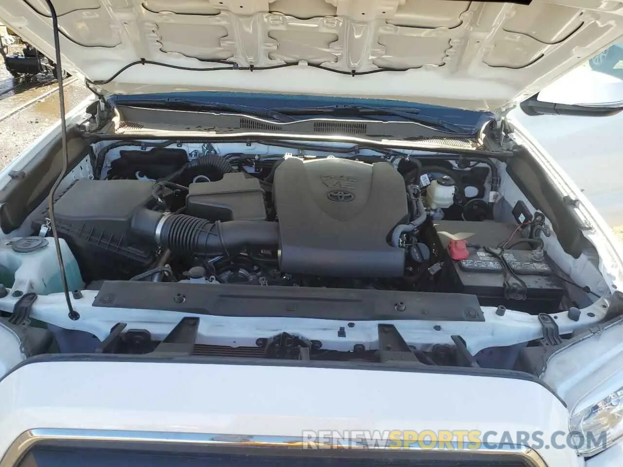 11 fotografías del automóvil dañado 3TMCZ5AN4NM516795 TOYOTA TACOMA 2022