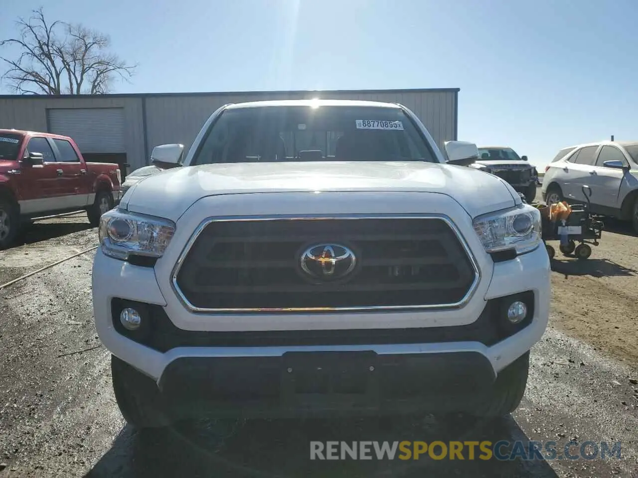 5 fotografías del automóvil dañado 3TMCZ5AN4NM516795 TOYOTA TACOMA 2022