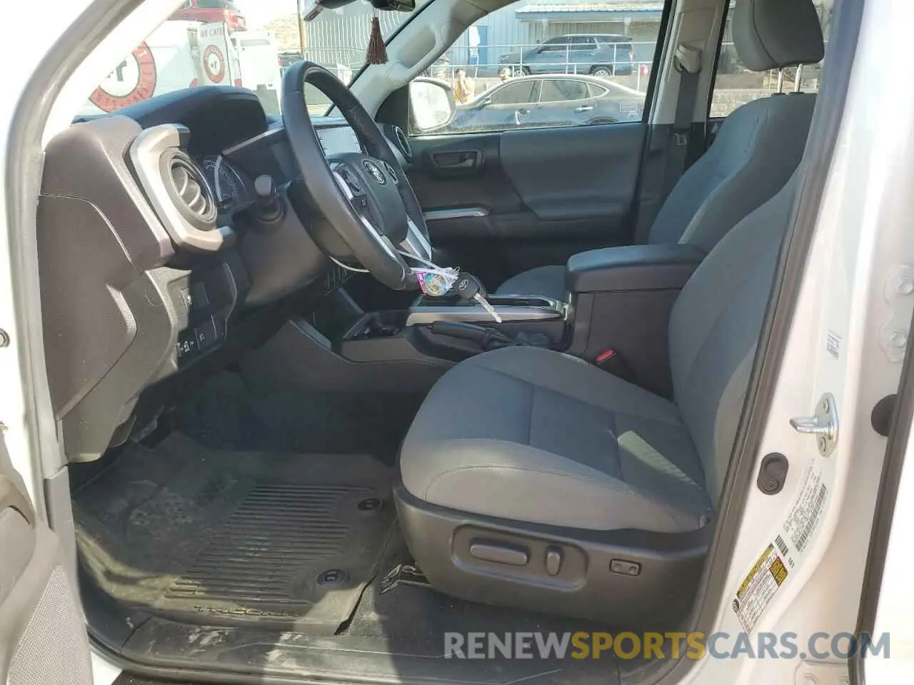 7 fotografías del automóvil dañado 3TMCZ5AN4NM516795 TOYOTA TACOMA 2022