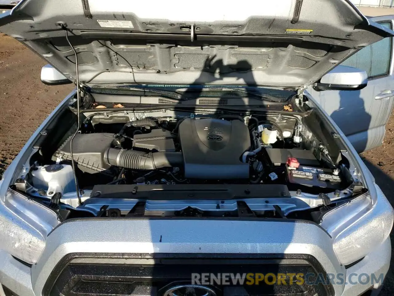 7 fotografías del automóvil dañado 3TMCZ5AN4NM518692 TOYOTA TACOMA 2022