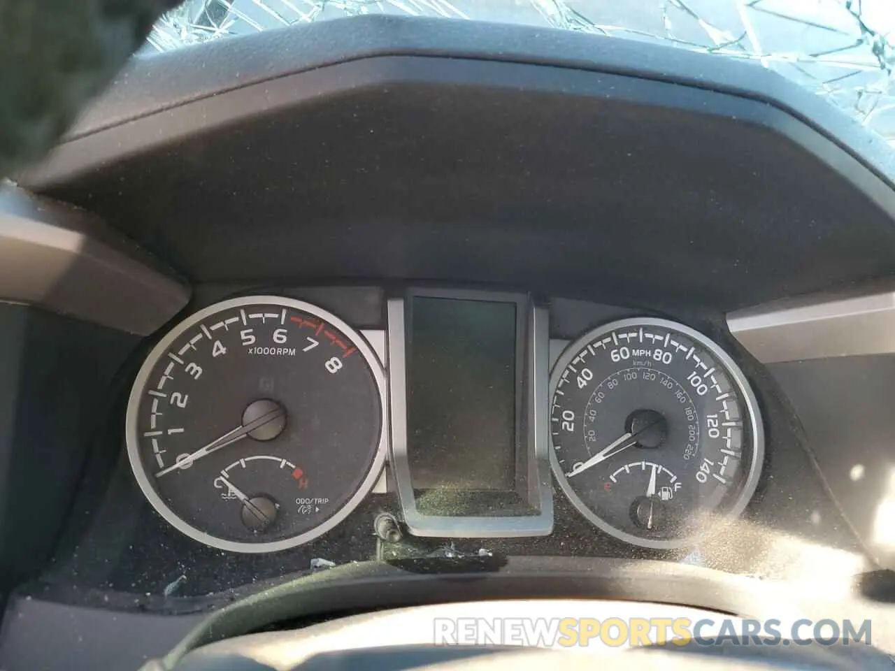 9 fotografías del automóvil dañado 3TMCZ5AN4NM526517 TOYOTA TACOMA 2022