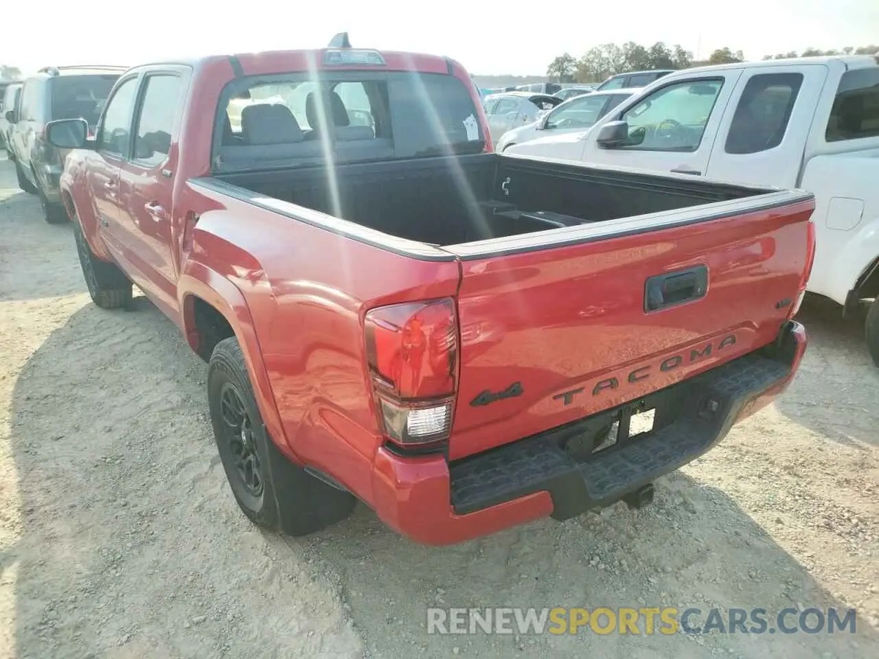 3 fotografías del automóvil dañado 3TMCZ5AN6NM455448 TOYOTA TACOMA 2022