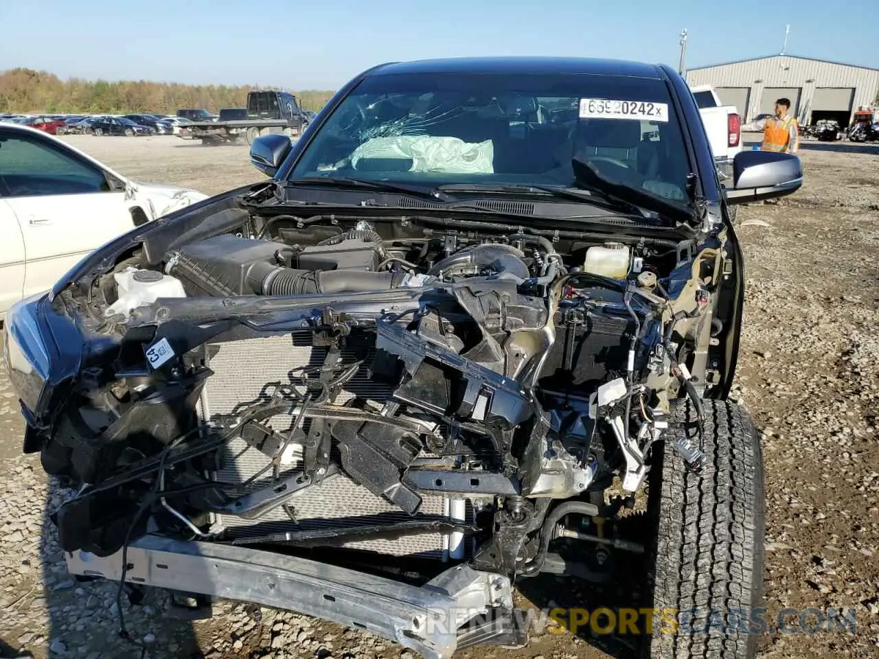 9 fotografías del automóvil dañado 3TMCZ5AN6NM483329 TOYOTA TACOMA 2022