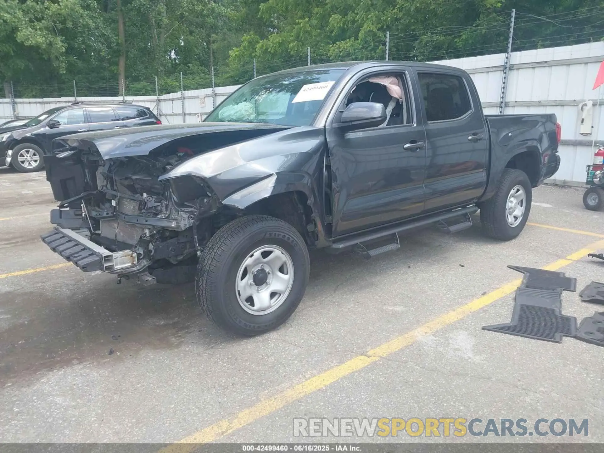2 fotografías del automóvil dañado 3TMCZ5AN6NM517429 TOYOTA TACOMA 2022