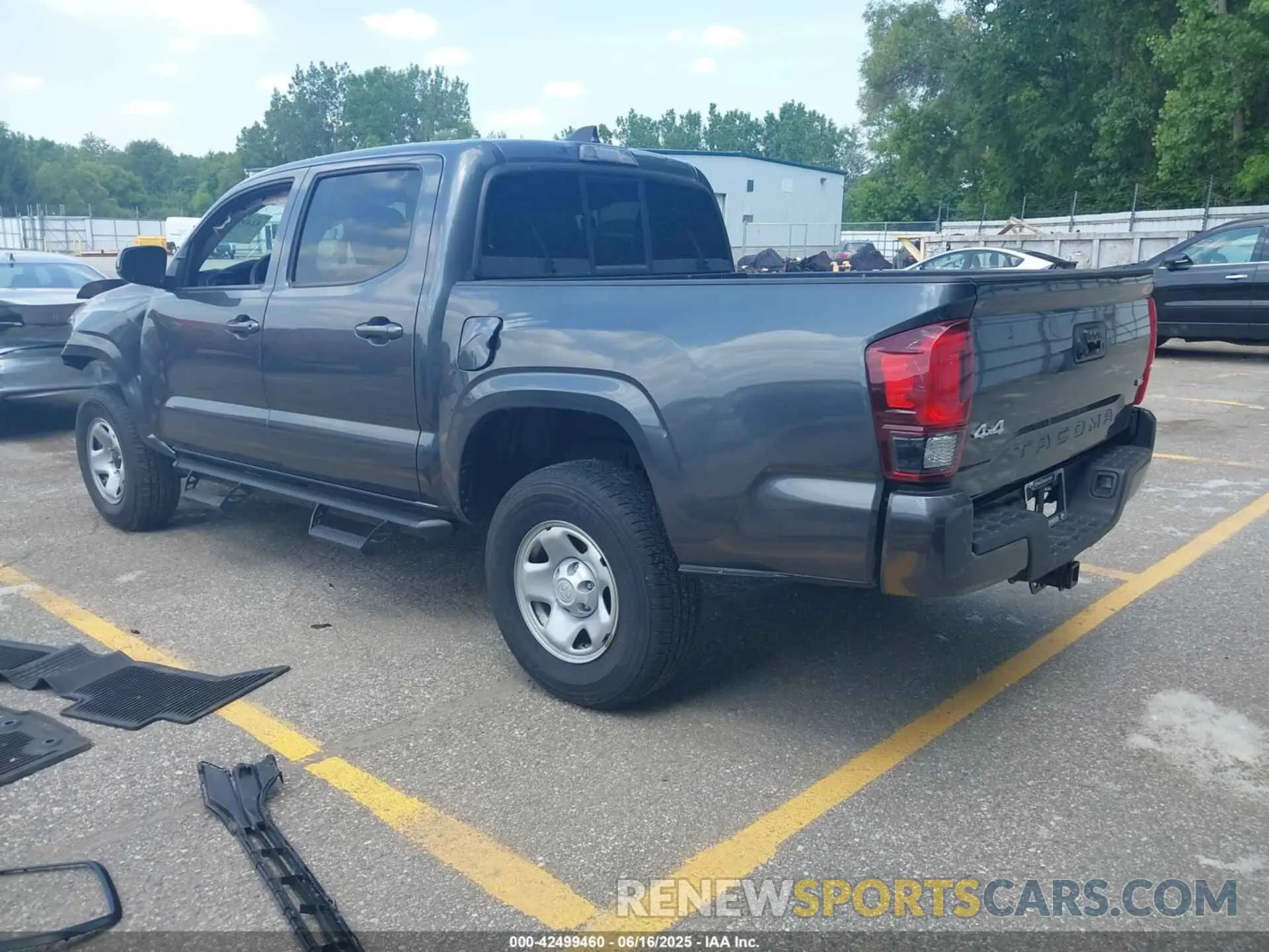 3 fotografías del automóvil dañado 3TMCZ5AN6NM517429 TOYOTA TACOMA 2022