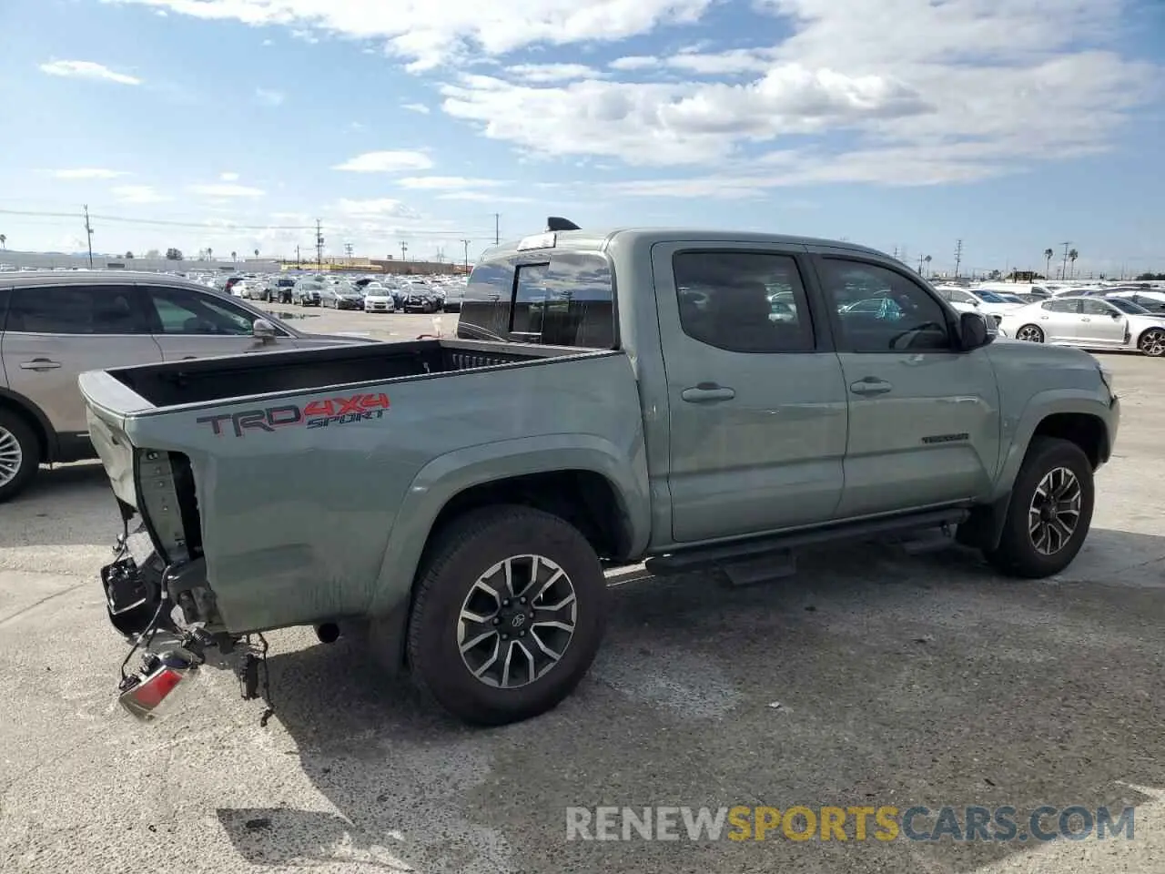 3 fotografías del automóvil dañado 3TMCZ5AN7NM457631 TOYOTA TACOMA 2022