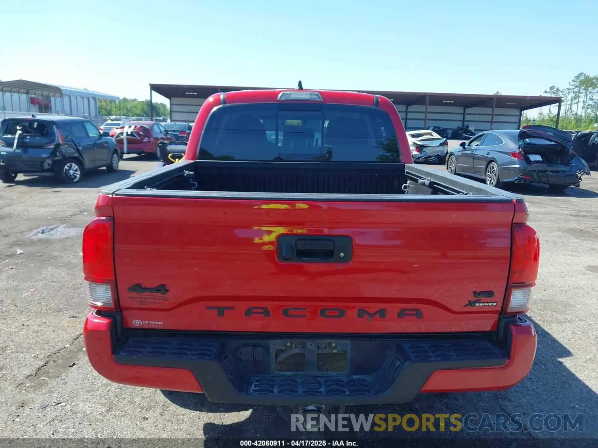 16 fotografías del automóvil dañado 3TMCZ5AN7NM470900 TOYOTA TACOMA 2022